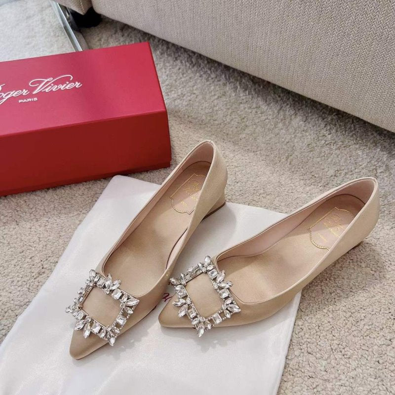 Roger Vivier Diamond Button Heeled Shoes SH00205