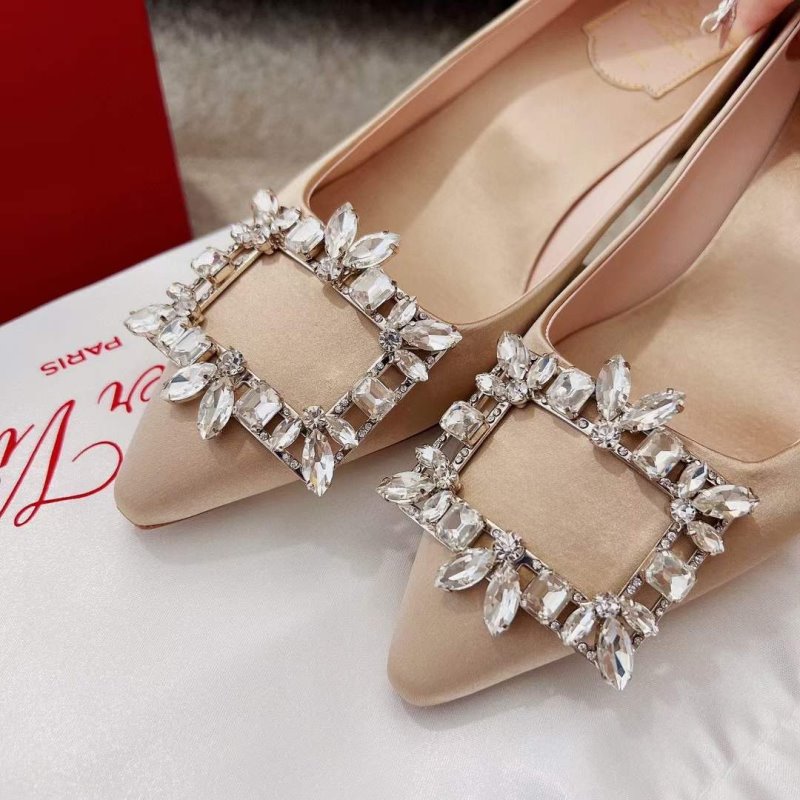 Roger Vivier Diamond Button Heeled Shoes SH00205