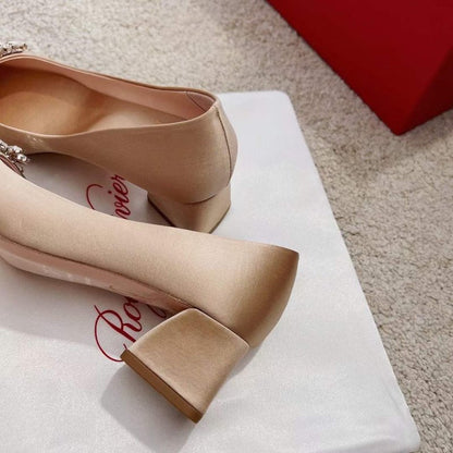 Roger Vivier Diamond Button Heeled Shoes SH00205