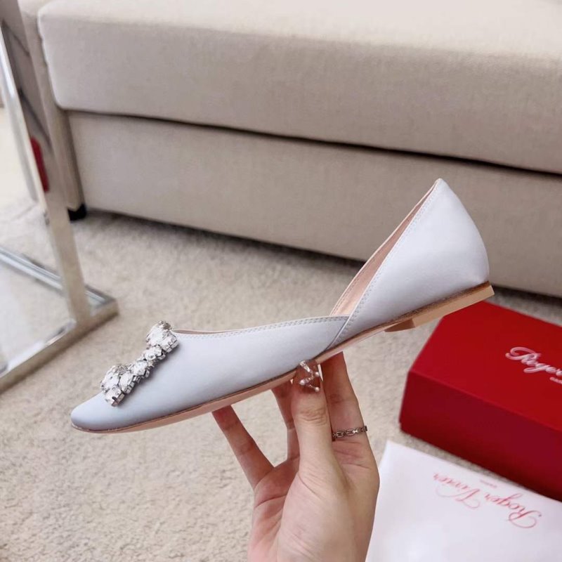 Roger Vivier Diamond Button Heeled Shoes SH00208