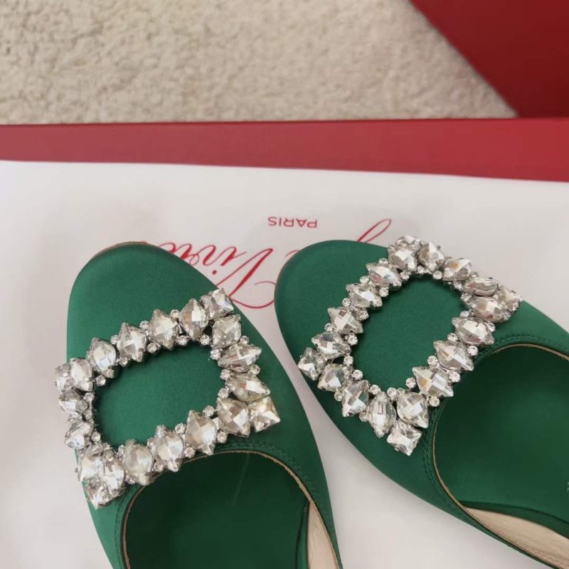 Roger Vivier Diamond Button Heeled Shoes SH00209