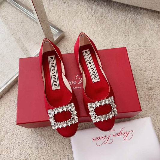 Roger Vivier Diamond Button Heeled Shoes SH00210