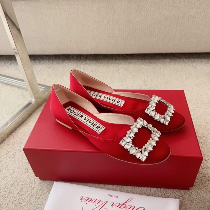 Roger Vivier Diamond Button Heeled Shoes SH00210