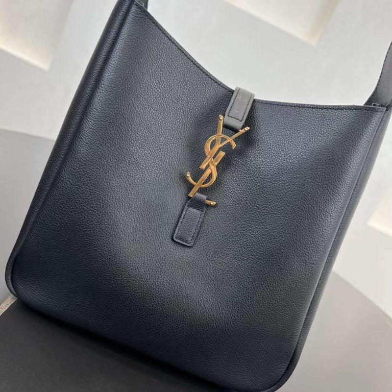 Saint Laurent Cassandre Stranggler Bag BG02306