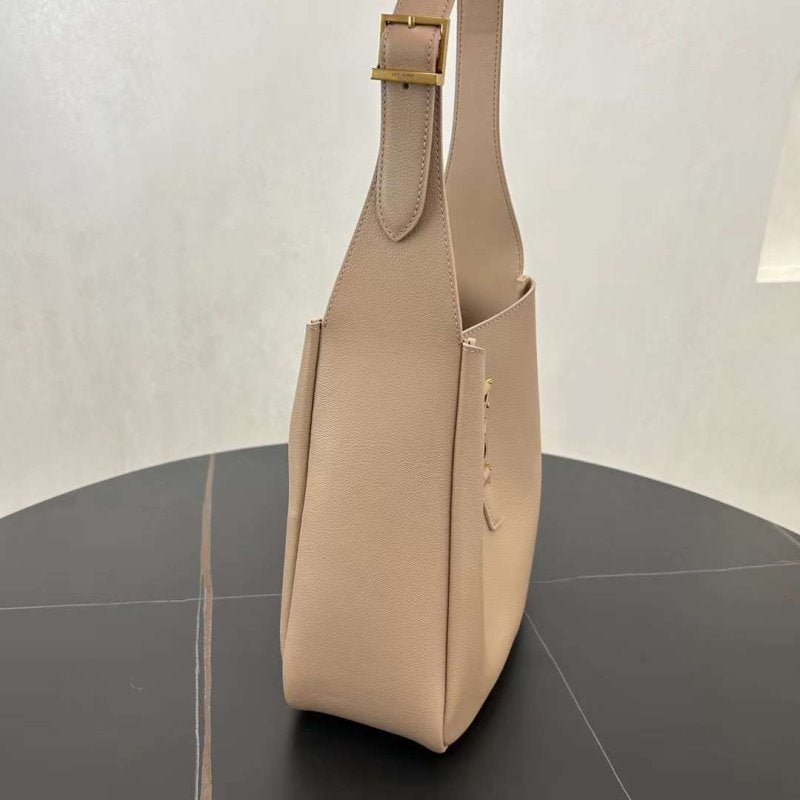 Saint Laurent Cassandre Stranggler Bag BG02308