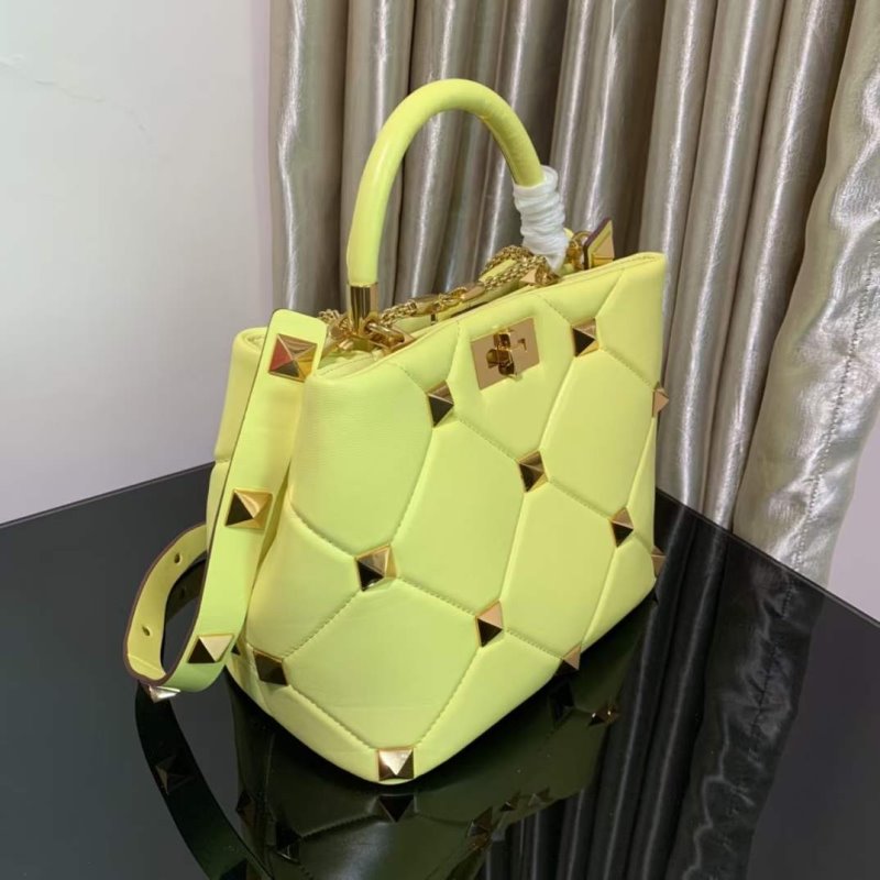 Valentino Chain Tote Bag BGMP0815