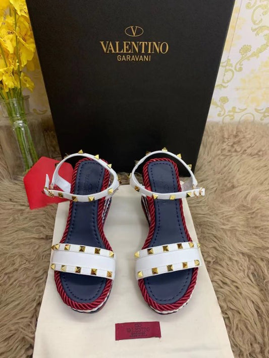 Valentino Rockstud Wedge SHS02952