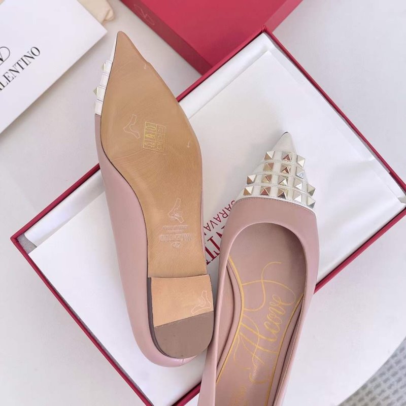 Valentino Classic Rivet Shoes SH00160