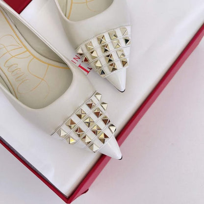Valentino Classic Rivet Shoes SH00163