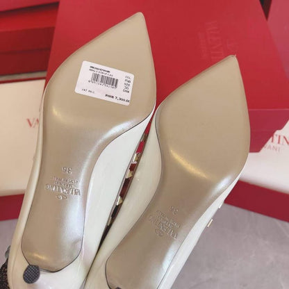 Valentino Classic Rivet Shoes SH00169