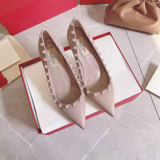 Valentino Classic Rivet Shoes SH00174