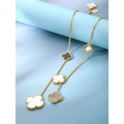 Van Cleef and Arpels Alhambra four leaf clover necklace JWL01111