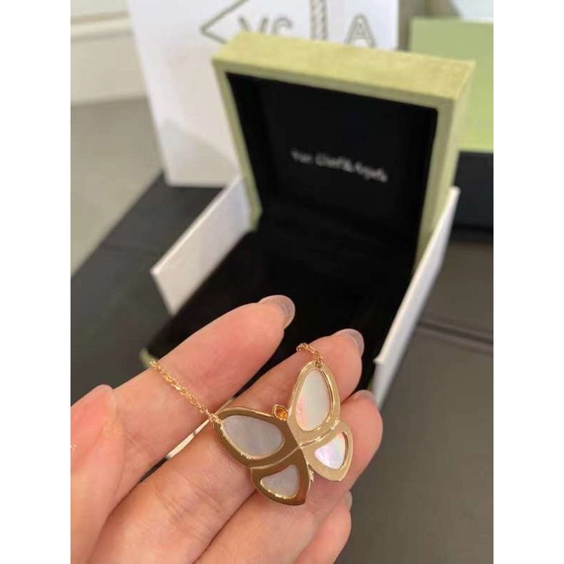 Van Cleef and Arpels Butterfly Necklace JWL00215