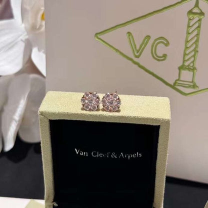 Van Cleef and Arpels Diamond Mary Rose Stud JWL00142