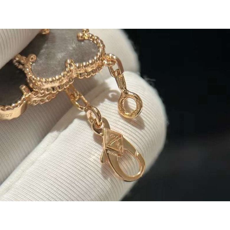 Van Cleef and Arpels Five Flower Bracelet JWL00136