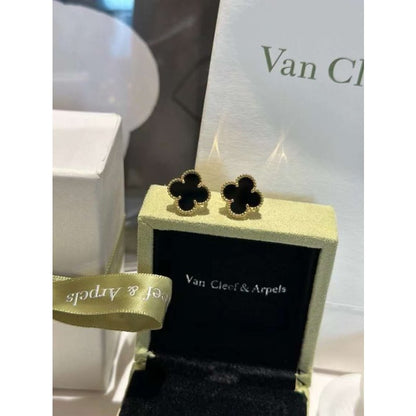 Van Cleef and Arpels Five Flower Stud JWL00139