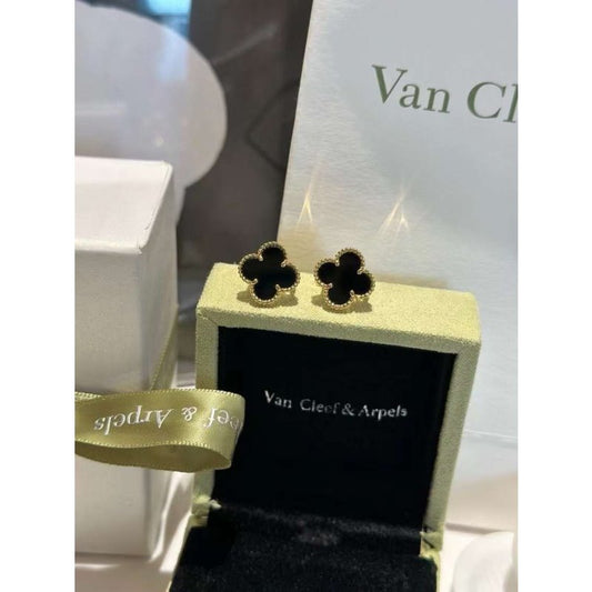 Van Cleef and Arpels Five Flower Stud JWL00139