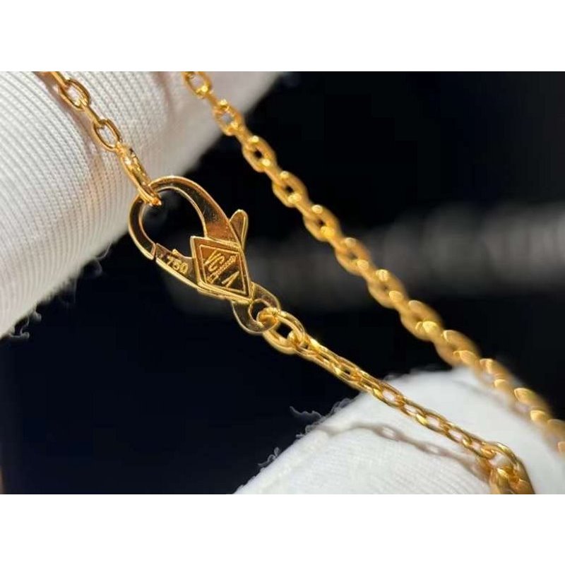 Van Cleef and Arpels Four Leaf Clover Necklace JWL00161
