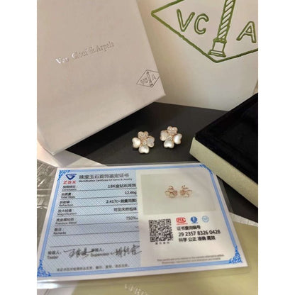 Van Cleef and Arpels Four Leaf Straw Earring JWL00117