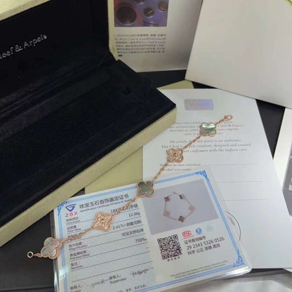 Van Cleef and Arpels Fritillaria Diamond Bracelet JWL00127