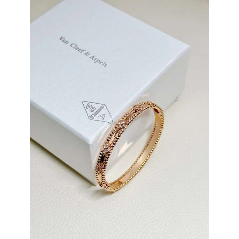 Van Cleef and Arpels Kaleidoscope Bracelet JWL00122
