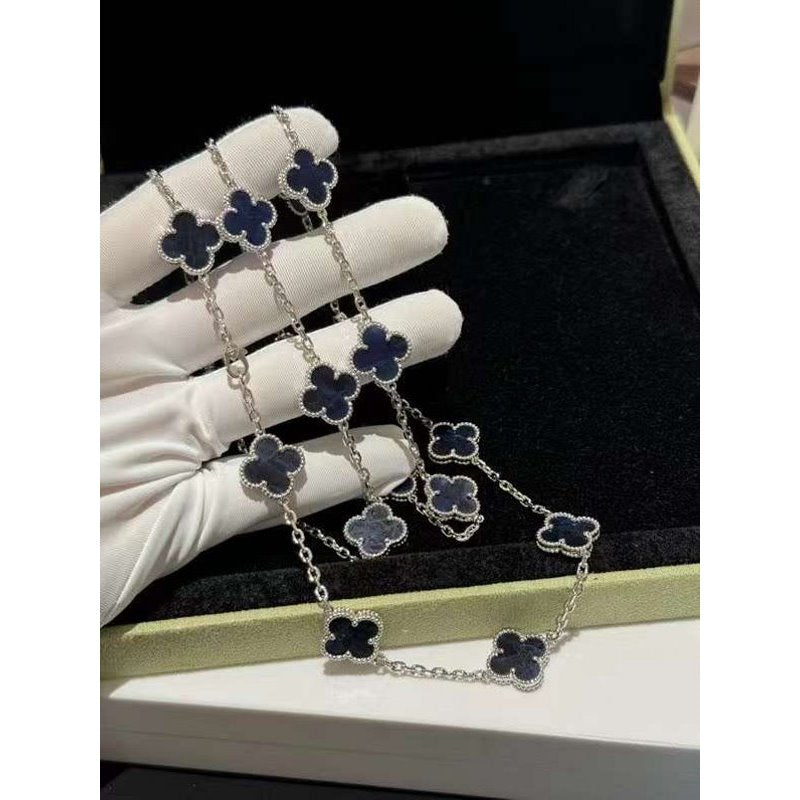 Van Cleef and Arpels Obsidian Necklace JWL00113