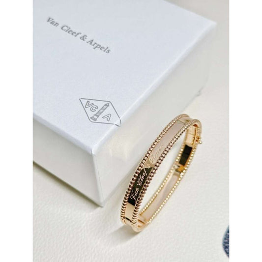 Van Cleef and Arpels Perlee Bracelet JWL00118