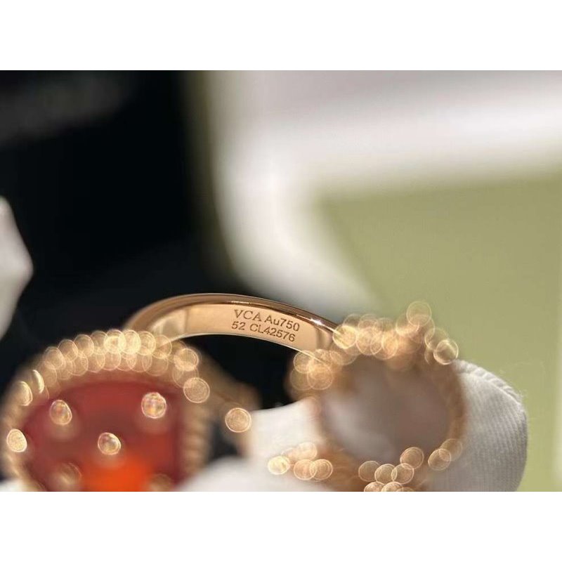 Van Cleef and Arpels Ring JWL00147