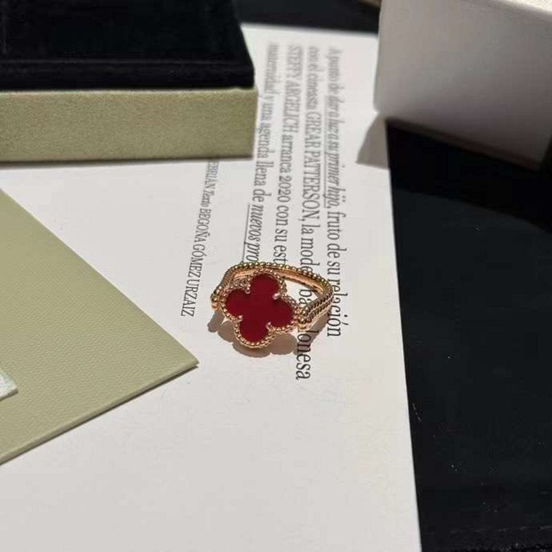 Van Cleef and Arpels Ring JWL00148