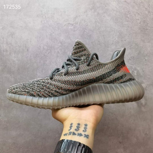 Yeezy 350V2 Boost Shoe SHS04755