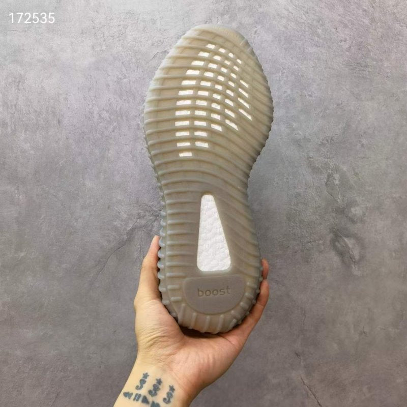 Yeezy 350V2 Boost Shoe SHS04755