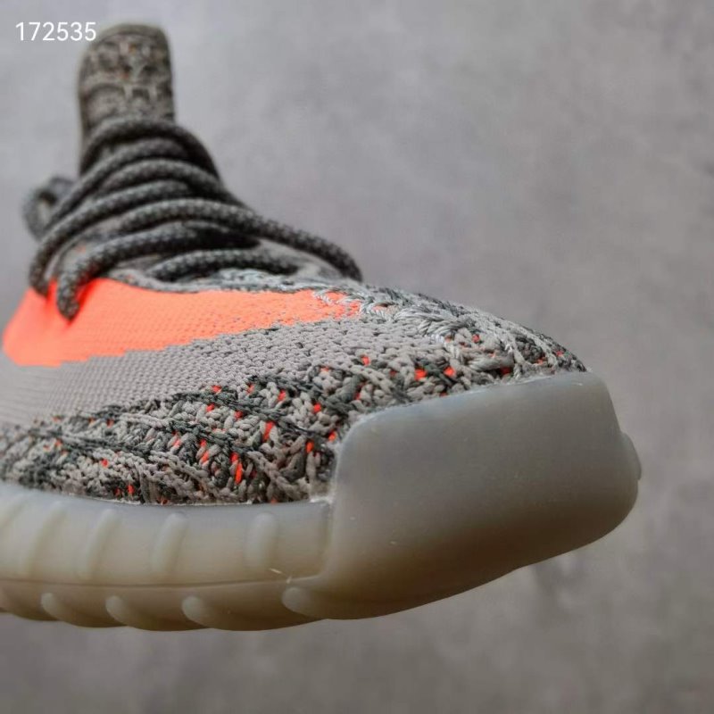 Yeezy 350V2 Boost Shoe SHS04755