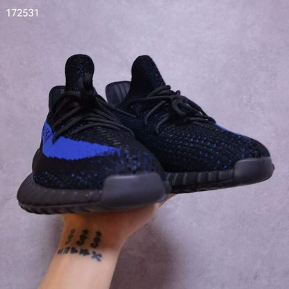 Yeezy 350V2 Boost Shoe SHS04756