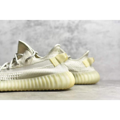 Yeezy 350V2 Boost Shoe SHS04758