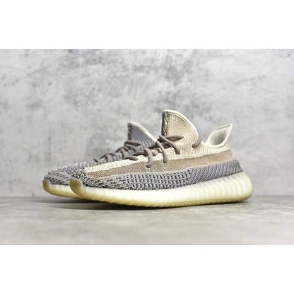 Yeezy 350V2 Boost Shoe SHS04761