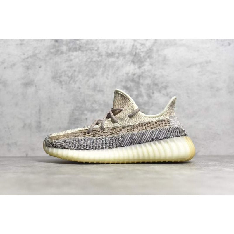 Yeezy 350V2 Boost Shoe SHS04761