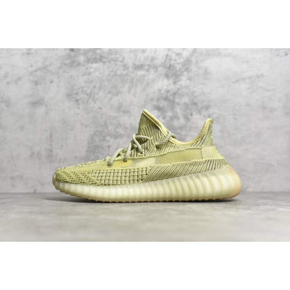 Yeezy 350V2 Boost Shoe SHS04763