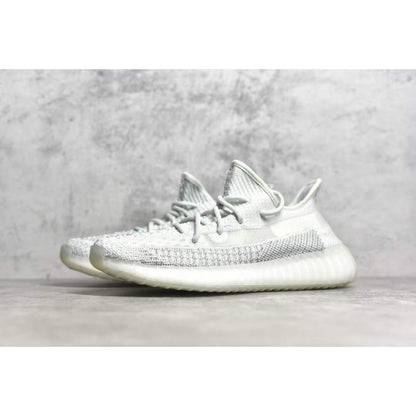 Yeezy 350V2 Boost Shoe SHS04764