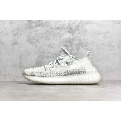 Yeezy 350V2 Boost Shoe SHS04764