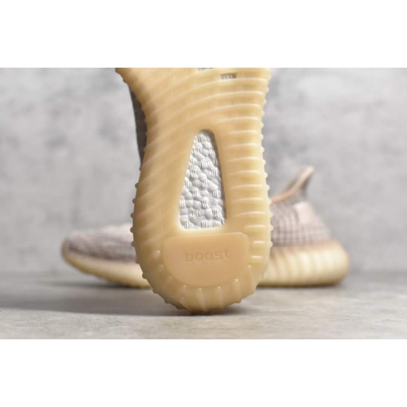 Yeezy 350V2 Boost Shoe SHS04765