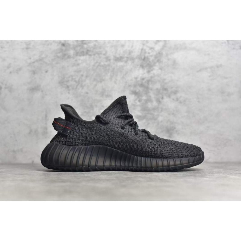 Yeezy 350V2 Boost Shoe SHS04767