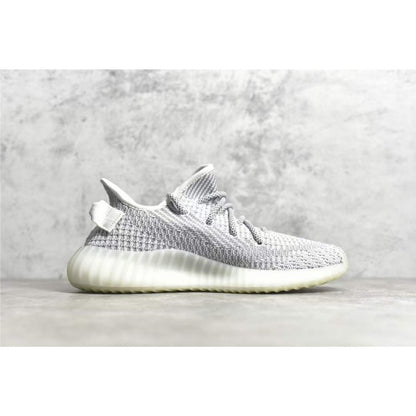 Yeezy 350V2 Boost Shoe SHS04782