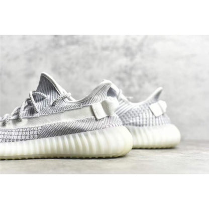 Yeezy 350V2 Boost Shoe SHS04782