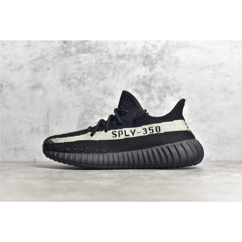 Yeezy 350V2 Boost Shoe SHS04783