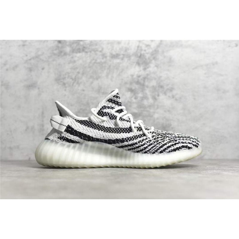 Yeezy 350V2 Boost Shoe SHS04784