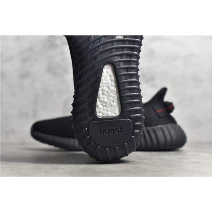 Yeezy 350V2 Boost Shoe SHS04786